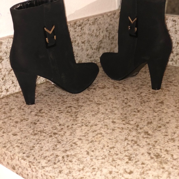 Booties - Picture 3 of 4